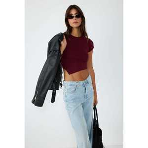 Body Corto Asimétrico con Bordado de Piedras - Product Image 1