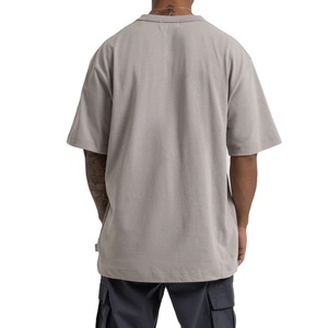 เสื้อยืดโอเวอร์ไซส์ผู้ชายผ้าฝ้าย 100% ขายส่ง แบบสั่งทำพิเศษ ไหล่ตก ทรงสตรีทแวร์ ระบายอากาศได้ดี เป็นมิตรกับสิ่งแวดล้อม แห้งเร็ว สีพื้น - Product Image 3