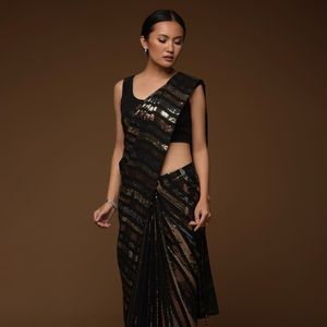 Saree de style Bollywood brodé lourd de qualité supérieure pour les femmes tenue de mariage et de fête élégante aux prix de gros pour l'été - Product Image 1