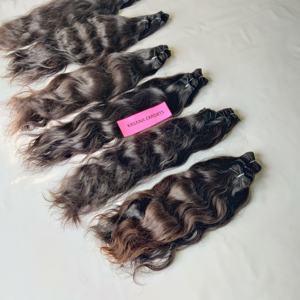 Vente en gros de paquets indiens alignés sur les cuticules bruts non traités avec des styles de boucles ondulées Boucles profondes lâches Extensions de cheveux humains bon marché - Product Image 6