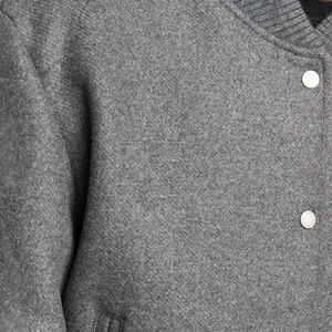 Chaqueta Letterman con Cuello Alto y Logotipo Frontal, Resistente al Viento, para Hombre, Estilo Nuevo, Ropa de Moda de Invierno Más Vendida, Colores Personalizados - Product Image 6