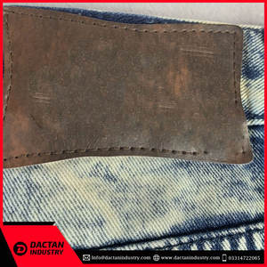 กางเกงขาสั้นผู้ชายลายกรดไฮสตรีทสวมใส่สบาย - Product Image 4