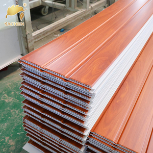 Panneau de plafond en PVC ignifuge haute brillance à prix d'usine pour la décoration de la chambre à coucher et du salon - Product Image 4