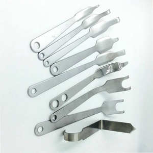 Ensemble d'écarteur d'articulation de hanche de qualité supérieure de 9 pièces Kit d'instruments chirurgicaux orthopédiques et vétérinaires allemands en acier inoxydable pour la chirurgie de la hanche - Product Image 3