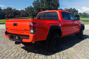 PRÊT À CONDUIRE - VÉHICULE D'OCCASION À VOLANT À GAUCHE |   1200 MILEAGE 2023 TOYOTTAA TACCOMAAA TRD PRO DOUBLE CAB 4×4 V6 - Product Image 3