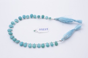 Unique Natural Green Peridot Necklace With Handcrafted Teardrop Gemstones In A Strand Style For Women Indian Supplier - Product Image 6