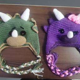 Gorro de Dinosaurio de Ganchillo Personalizable con Cola y Capucha, Accesorio con Banda de Algodón para Bebés y Adultos, Uso Diario Informal - Product Image 4