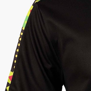 Nouveauté été, ensembles de shorts décontractés pour hommes, shorts à manches courtes, vêtements unis, ensembles 2 pièces, t-shirt et short - Product Image 3