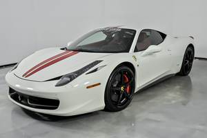 Ferrari 458 Italia Coupé 2013 - Product Image 2