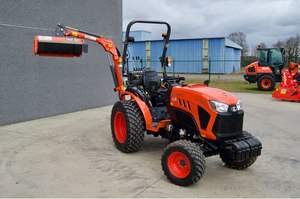 Tractor Agrícola Kubota con Ruedas - Product Image 4
