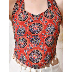 Eleva tu aspecto con blusa de encaje azul boho-chic con dobladillo asimétrico elástico en la espalda para fiesta, Top de verano 100% de algodón - Product Image 2