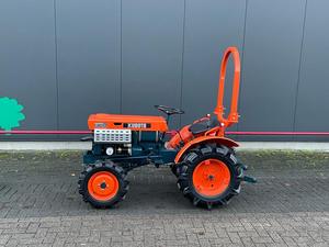 รถแทรกเตอร์อเนกประสงค์ดีเซลขนาดกะทัดรัด Kubota B700 ประหยัดน้ำมัน สำหรับงานเกษตร  ทนทาน ประสิทธิภาพสูง เชื่อถือได้ - Product Image 2