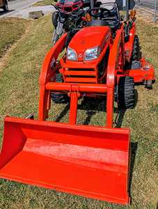 Para Tractor de Ruedas Kubota BX2360, Marca Massey-Ferguson, para Uso Agrícola con Componentes Principales: Motor, Bomba de Engranajes y Caja de Cambios - Product Image 6