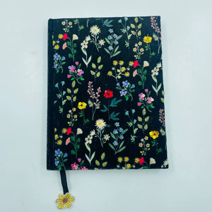 สมุดบันทึกดีไซน์ผีเสื้อสุดหรู ทำด้วยมือจากผ้ากำมะหยี่ ปักลาย ปรับแต่งสีได้ ขนาด A5/A6 ของขวัญจากอินเดีย - Product Image 1