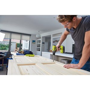 Taladro Inalámbrico de 18V sin Llave con 2 Velocidades Variables, Batería de 2.0Ah y 4.0Ah, Cargador y Bolsa de Almacenamiento para Herramientas de Bricolaje - Product Image 1