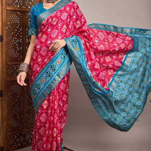 Saree en soie Padmaavat-01 avec cristaux Swarovski Drapé de créateur de qualité supérieure - Product Image 1