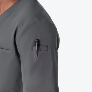 Camisetas Médicas Personalizadas de Alta Calidad con Bolsillos, Camisetas de Laboratorio Médicas Disponibles en Todos los Colores y Tallas - Product Image 3