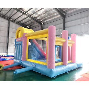 Castillo Inflable de Arcoíris y Nubes - Equipo de Juego de PVC Comercial Personalizable para Niños, Alquiler para Fiestas en Interiores/Exteriores - Product Image 4