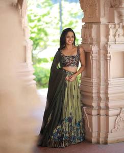 Ensemble Lehenga Kalamkari olive d'inspiration tamanna traditionnel travail brodé prêt à coudre pour la fête vêtements ethniques pakistanais indien - Product Image 1