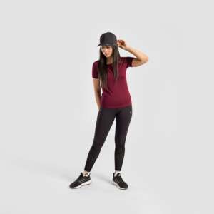 เสื้อยืดมารูน คอร์ท สวิฟท์ ฟิตเนส อาร์แพร์แวร์ - Product Image 4