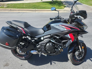 Ventes fabuleuses pour 2024 Motos Kawasakis Sport Tourrings Versys 650 LT Adventurer pour Adultes - Product Image 4