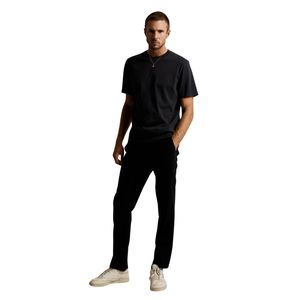 เสื้อยืดผ้าฝ้าย220GSM สำหรับผู้ชายแบบปกติเฮฟวีเวตระบายอากาศได้ดีแต่งลายโลโก้ด้านหน้าแบบลำลองย้อมสีธรรมดา - Product Image 3