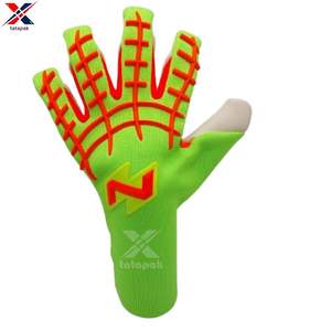 ถุงมือผู้รักษาประตูหนังคุณภาพสูงสำหรับกีฬากลางแจ้ง 男女兼用 กันน้ำ สายรัดข้อมือปรับได้ ป้องกันนิ้วมือ ขายส่ง OEM - Product Image 6