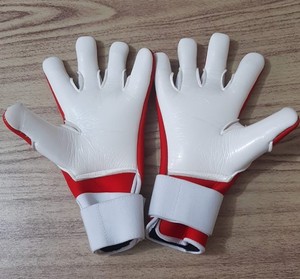Gants de gardien de but de football professionnels, logo personnalisé en gros, design 2026, respirants, de haute qualité - Product Image 1