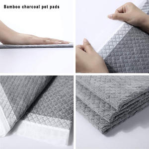 Venta al por mayor de almohadillas de 6 capas para cachorros, almohadillas para adiestramiento de perros con peso personalizado, almohadillas desechables absorbentes para orinar, material de papel impermeable - Product Image 3