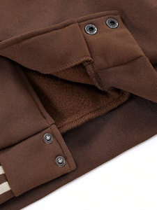 Chaqueta de Cuero Estilo Varsity con Mangas de Cuero y Botones, de Alta Calidad para Hombre, Nueva Llegada - Product Image 4
