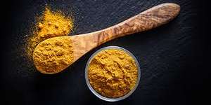 Poudre d'extrait de curcuma de qualité supérieure, 99 % pure, qualité alimentaire, couleur vive, durée de conservation de 24 mois, pour usage culinaire et industriel, fourni par l'usine. - Product Image 3