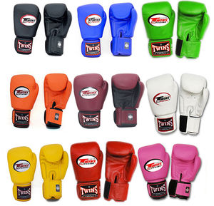 Gants de boxe MMA pour adultes 2026, cuir véritable, évacuation de l'humidité, fermeture à scratch, emballage personnalisé - Product Image 2