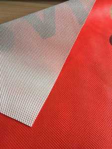 Membrana Impermeable y Transpirable para Techos Inclinados de Casas de Madera/Techos Metálicos/Envoltura Transpirable de Tres Capas para Construcción - Product Image 1