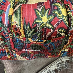 Sac polochon en coton de luxe fait à la main grand style indien fermeture à glissière polyvalente personnalisée pour le sport voyage salle de sport utilisation en extérieur - Product Image 4
