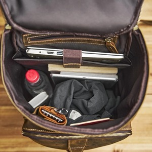 Sac de voyage en cuir pleine fleur personnalisé, écologique, avec fermeture éclair, en cuir marron, pour les voyages d'affaires, unisexe, sacoche double pour une nuit - Product Image 2