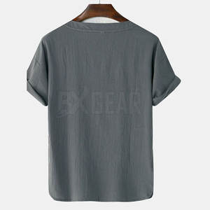 Camiseta al por mayor para hombre con diseño limpio, tela suave al tacto y forma cómoda, lo mejor para el uso diario - Product Image 2