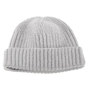 Fabricants de bonnets imprimés en tricot avec logo personnalisé Chapeau d'hiver à revers avec broderie imprimée partout - Product Image 2