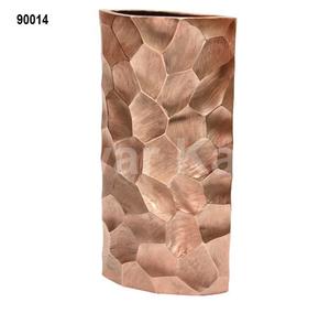 Jarrón Ovalado de Metal Forjado - Product Image 1