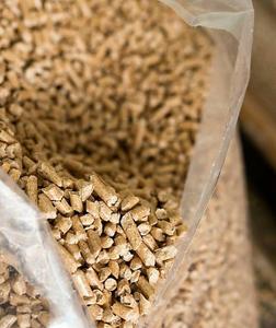 Pellets de Madera de Pino Premium de 6 mm - Bolsa de 15 kg Combustible de Calefacción Ecológico de Alto Contenido Calórico - Pellets de Pino 100% Naturales para Estufas a Granel - Product Image 4