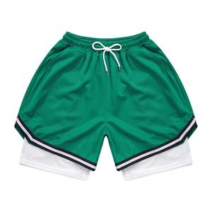 Pantalones cortos de baloncesto verdes para hombre con capa inferior blanca, ribete blanco y negro, transpirables, de secado rápido, ropa deportiva para entrenamiento en el gimnasio - Product Image 1