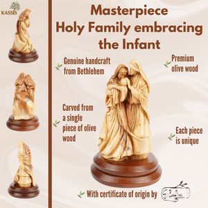 Escultura de la Sagrada Familia Tallada a Mano en Madera de Olivo, 27 cm, Figura Religiosa Cristiana, Ecológica, Estilo Único, Hecha a Mano - Product Image 4