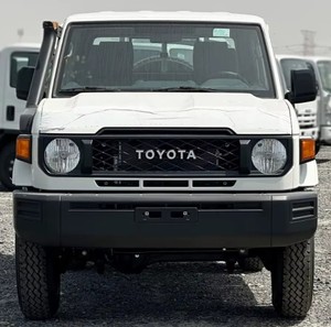 Toyo-tas Land Cruisers Pickup d'occasion avec outils à main - Product Image 1