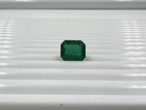 Corte zambiano natural de calidad rica fina de Grado Superior 4,81 quilates para la fabricación de joyas - Product Image 2