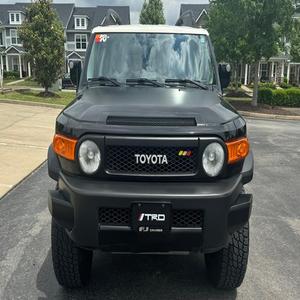 TOYOTA FJ CRUISER USADO 2010, Volante a la Izquierda/Derecha - Product Image 1