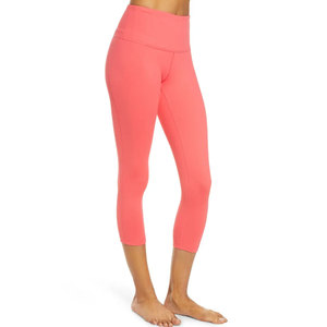 กางเกงเลกกิ้งออกกำลังกายของผู้หญิงกางเกงเอวกลางเอวยางยืดพิมพ์ลายแบบกำหนดเอง - Product Image 4