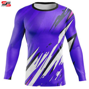 Vêtements de gymnastique anti-UV à manches longues du fabricant Rash Guard pour hommes T-shirt de plage imprimé sur mesure Rash Guard pour le surf - Product Image 1