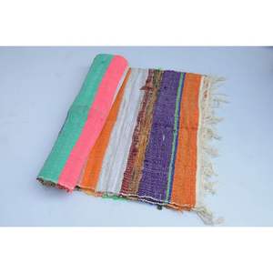 Tapis Chindi en coton indien fait à la main, tapis décoratif pour la maison de style bohème, tapis décoratif de sol multicolore, nouvel arrivage - Product Image 5