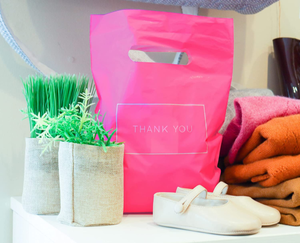 Sac d'emballage écologique découpé, sac en plastique pour vêtements avec Logo personnalisé - Product Image 2