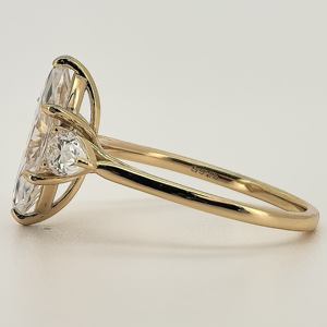 Anillo de Compromiso y Boda de Plata de Ley 925 con Moissanita de Corte Marquesa de 3 Quilates, Diseño Personalizado de 3 Piedras, Joyas Black Pearl - Product Image 5