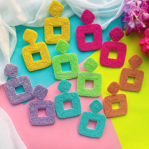 Pendientes de resina de la mejor calidad, conjunto de pendientes de aro gruesos, pendientes de joyería de moda para tamaño personalizado, la mejor calidad y el mejor precio - Product Image 1